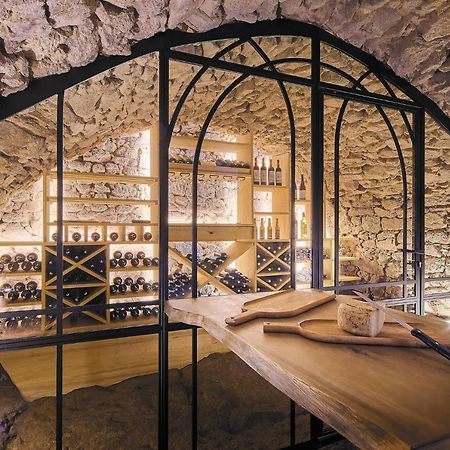 Gite Des Caves Secretes Tiffauges Dış mekan fotoğraf