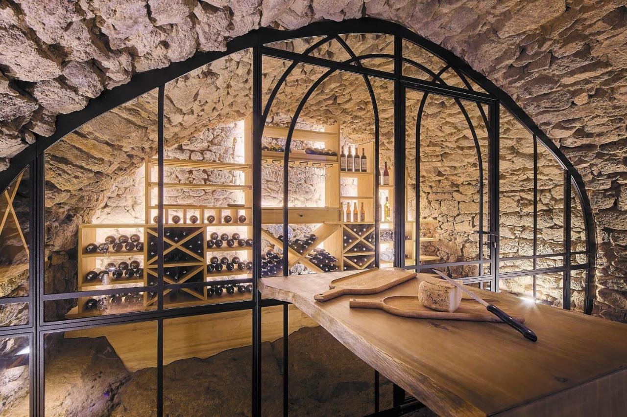Gite Des Caves Secretes Tiffauges Dış mekan fotoğraf
